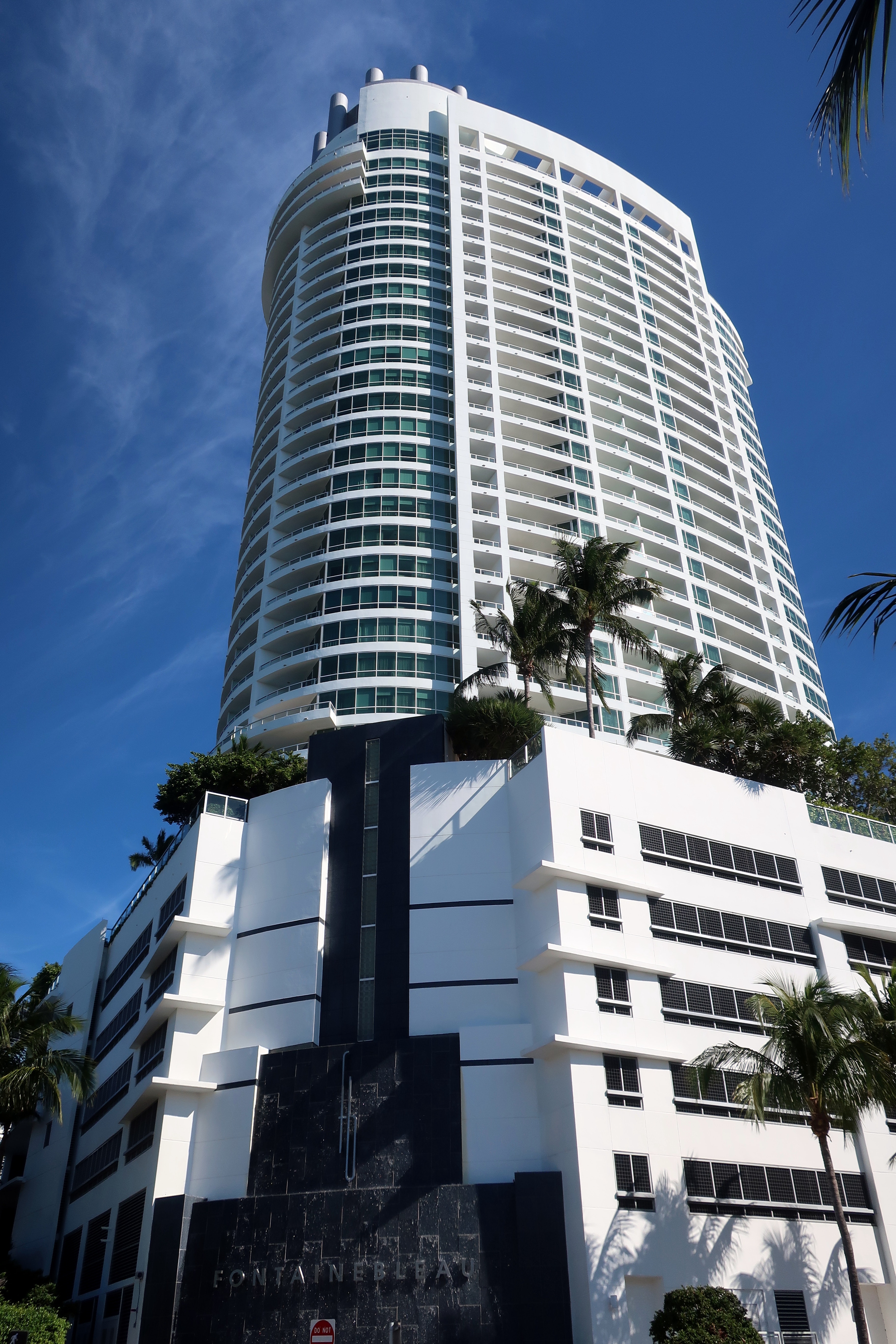 Fontainebleau Hotel / LIV Nightclub – Don’t miss it!